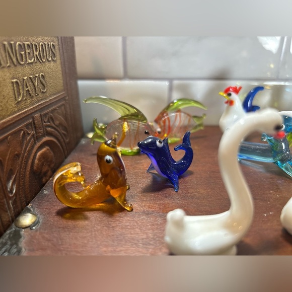 Minature Hand Blown Glass Animals Milk Glass Chicken Bird Mouse Dog etc, 15pcs - Picture 9 of 11